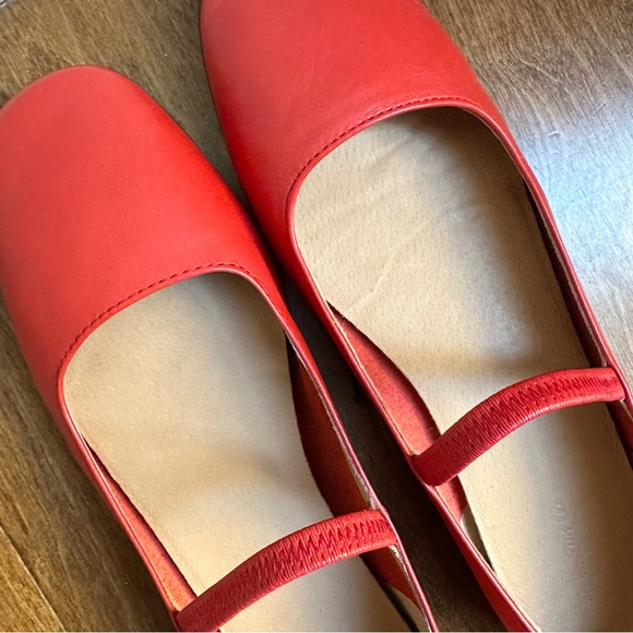 Madewell Red Flats - Picture 4 of 10